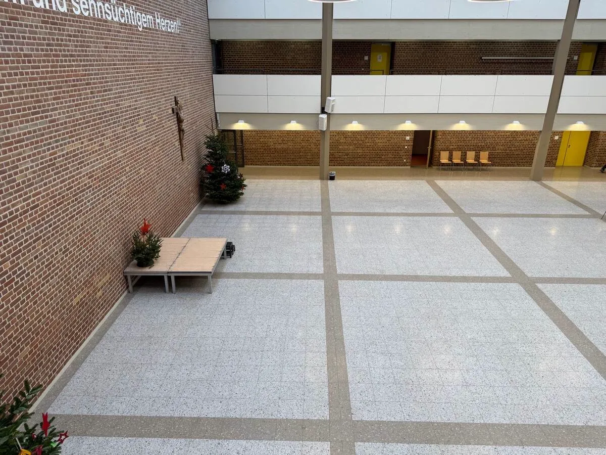 St. Angela Gymnasium, Bad Münstereifel – Bild 2