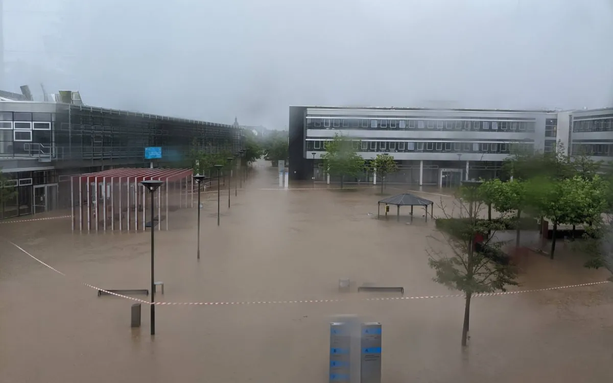 Sanierung Hochschule Bonn – Hochwasserschaden 2021 – Bild 1